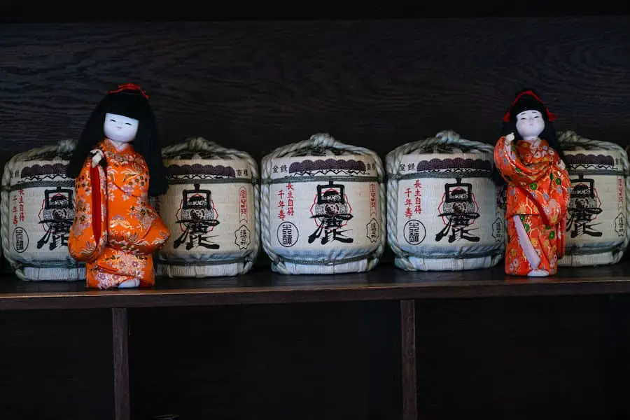 Sake with Japanese dolls