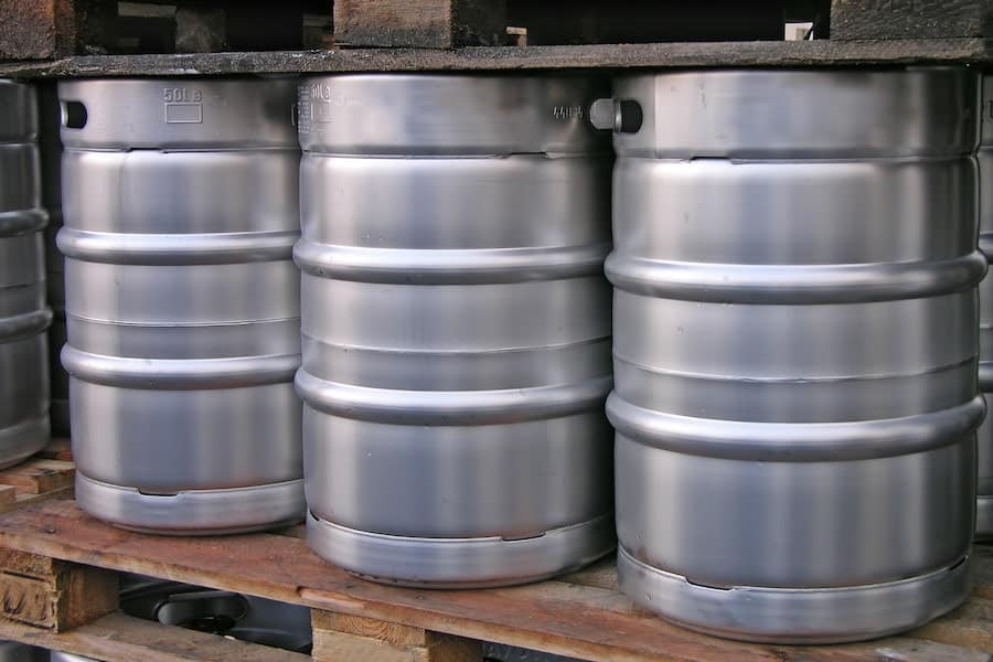 An image of how to store a keg
