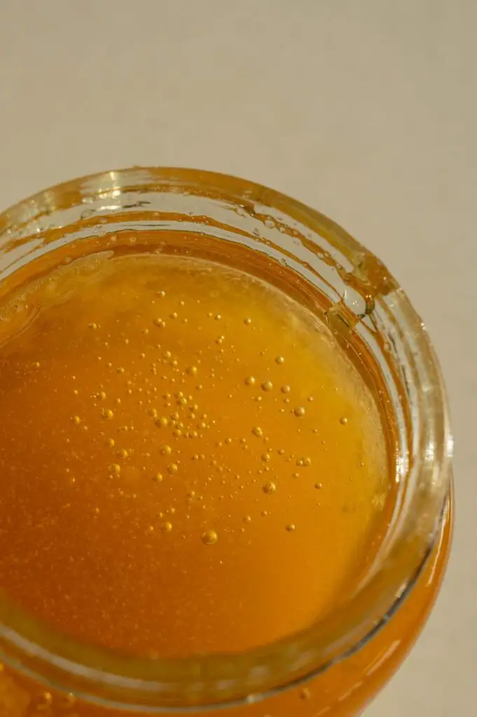 An image of a jar of honey