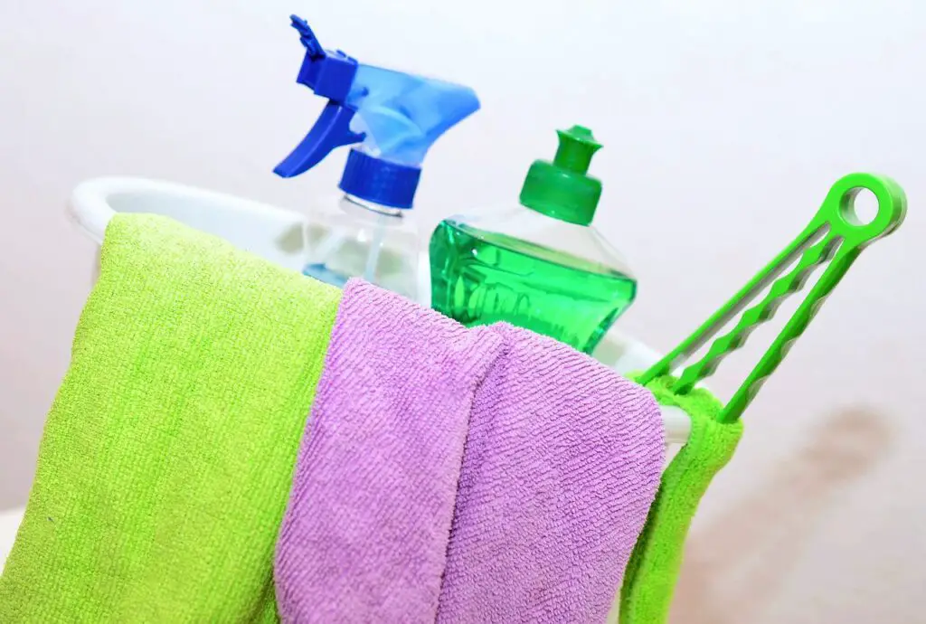 An image of cleaning supplies
